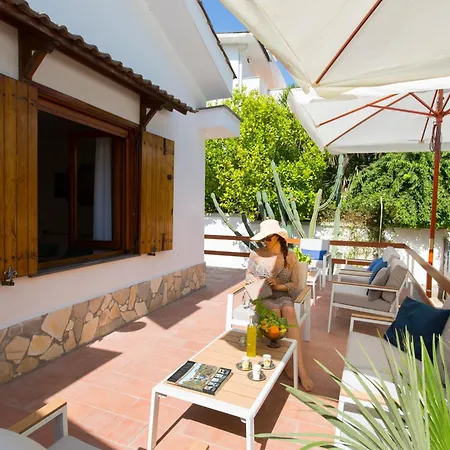 Villa In Con Terrazzo E Vista Golfo *